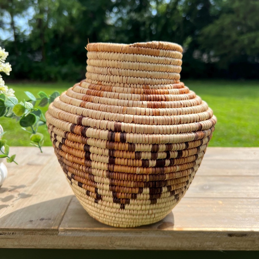 Vintage Coiled Hand-Woven Vase - Picture 4 of 8